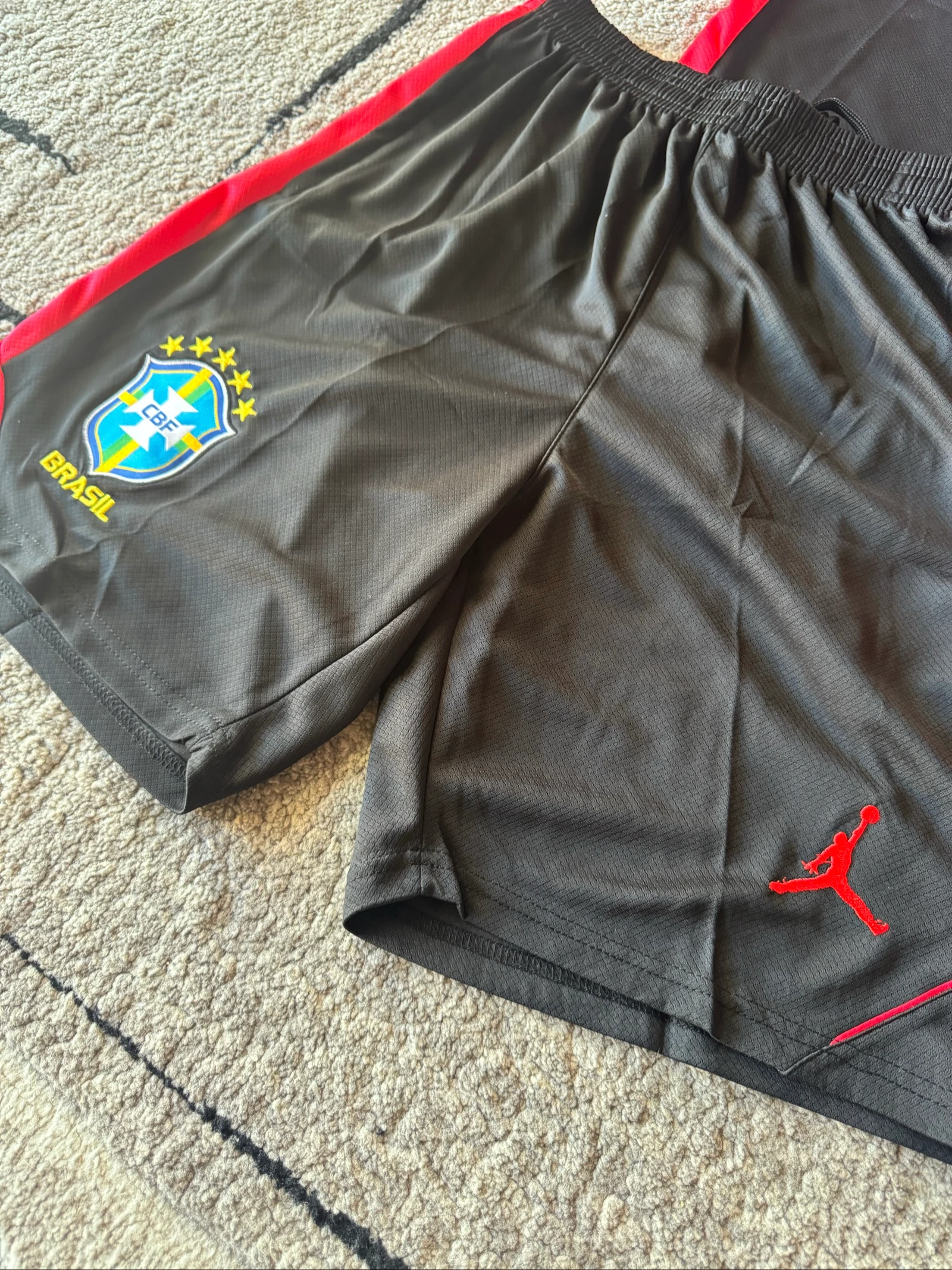 Brazil Training Kit Black and Red (Sponsor Guaraná Antártica) – photo 3